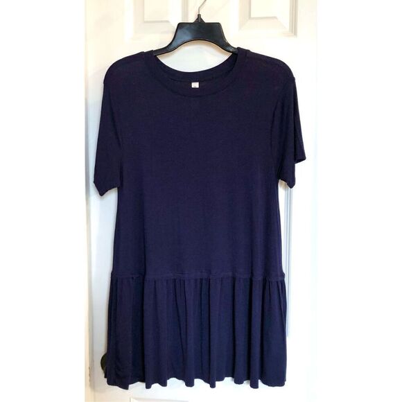 ZENANA - NWOT - L Sz Small - Short-Sleeve Tunic-Length Top w/Peplum in Navy Blue - Picture 1 of 12